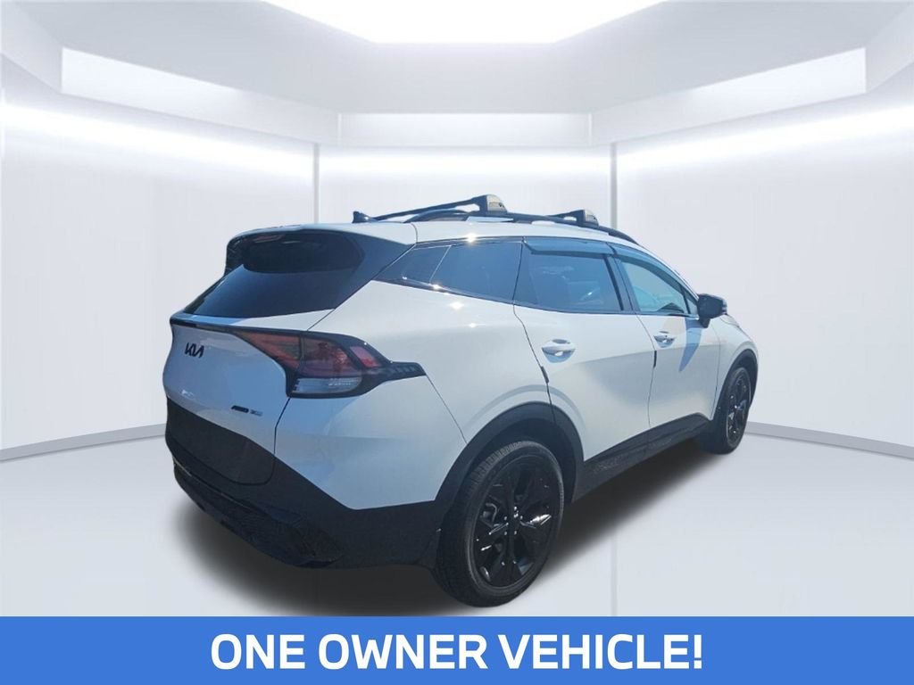 Used 2025 White Kia X-Line image 4