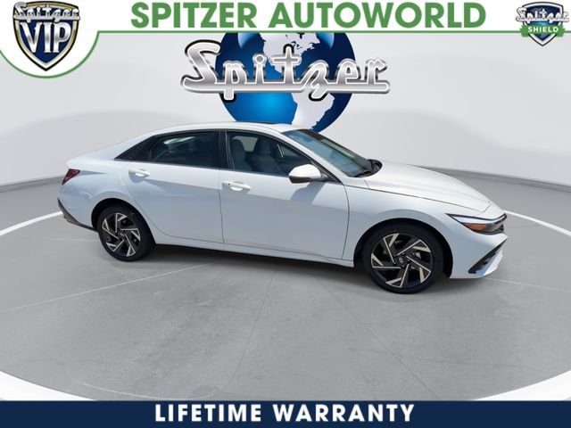 New 2026 White Hyundai Limited image 38