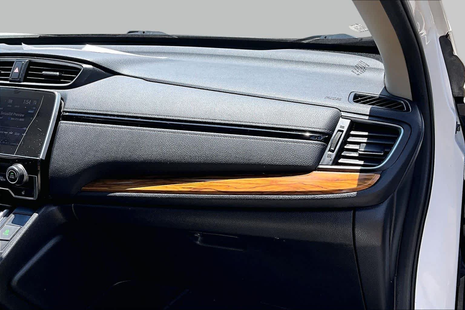 Used 2018 Lunar Silver Metallic Honda EX-L image 19