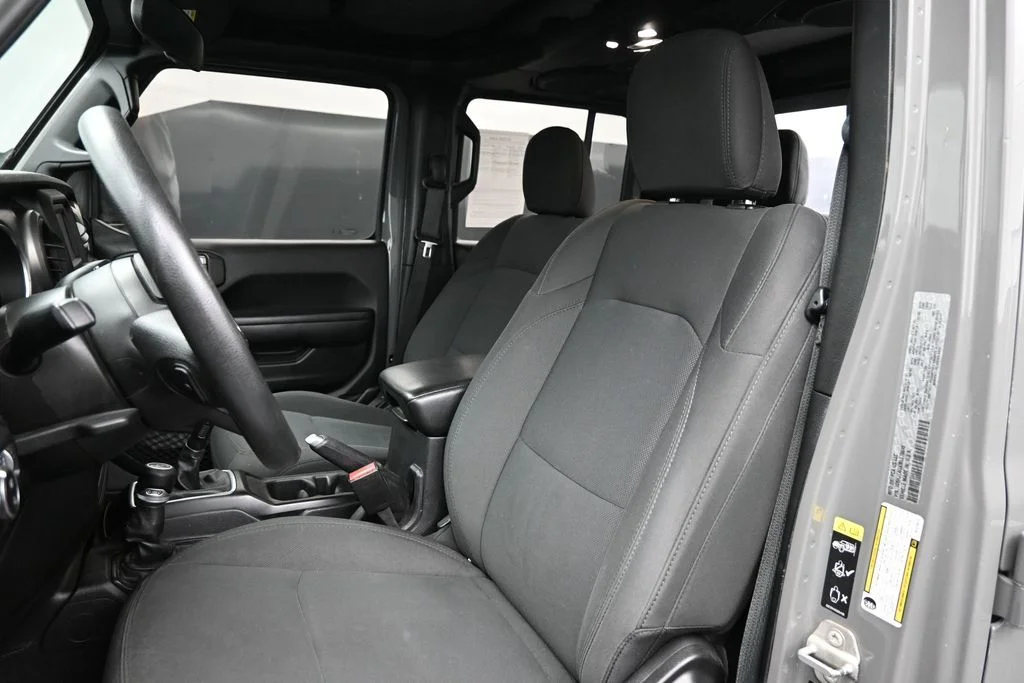2021 Jeep Gladiator Sport - Photo 12