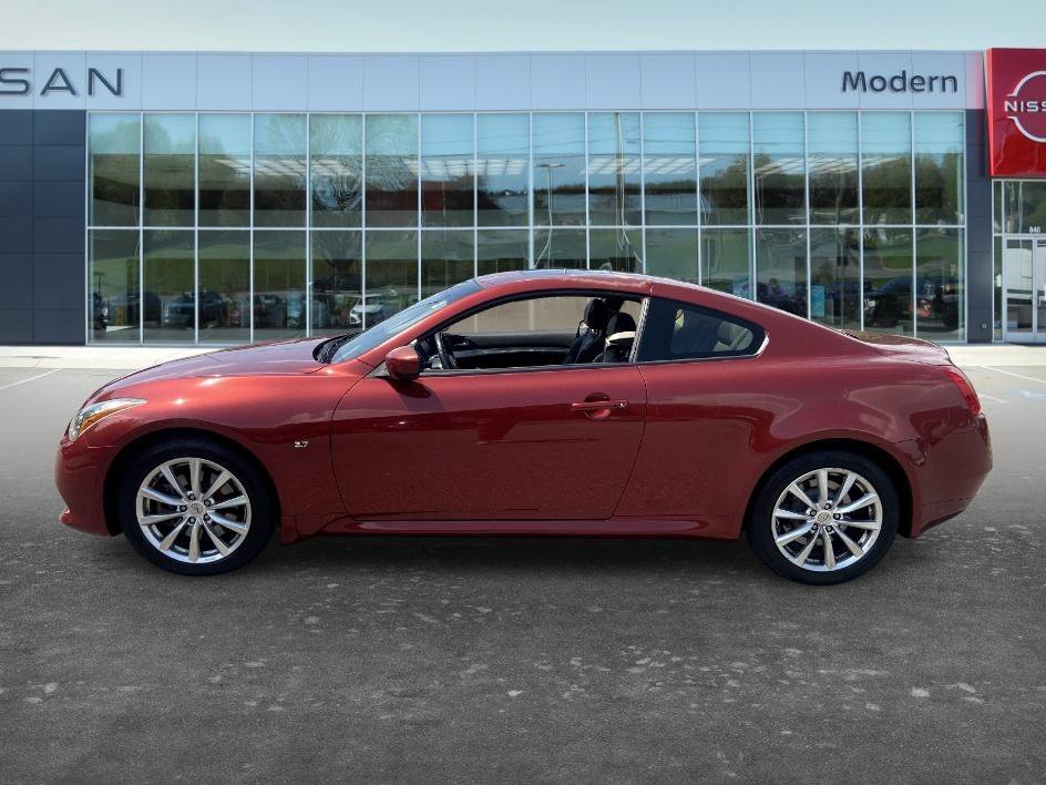 Used 2014 Venetian Ruby INFINITI Base image 7