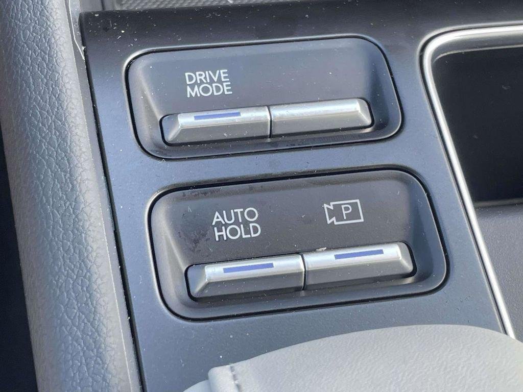 New 2026 Silver Hyundai SEL Sport image 69