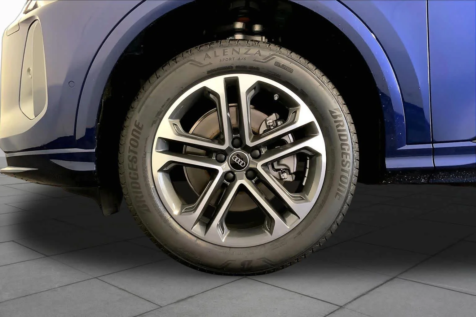 New 2026 NAVARRA BLUE Audi Premium image 12