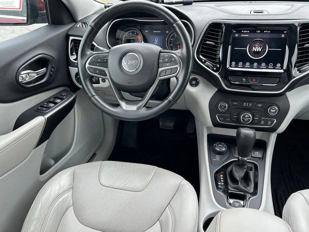 Used 2019 Red Jeep Limited image 10