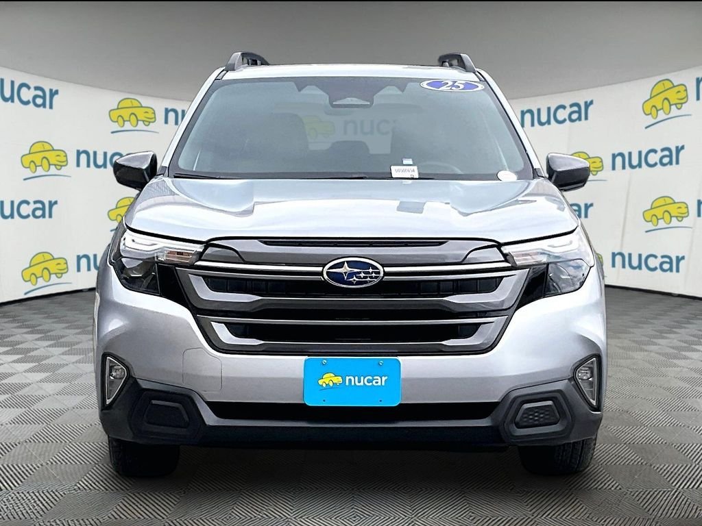 Used 2025 Ice Silver Metallic Subaru Premium image 2