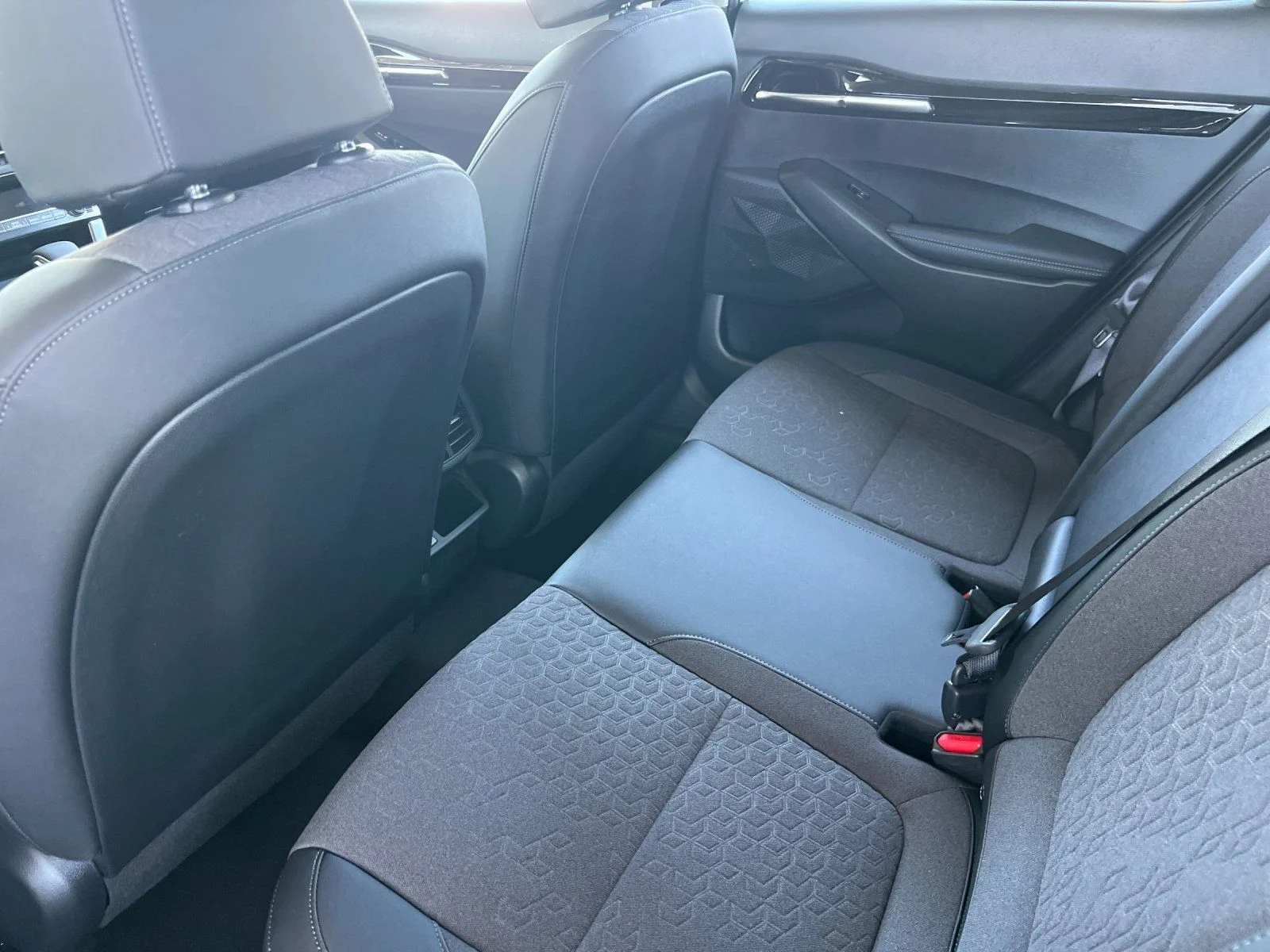New 2026 White Kia S image 12