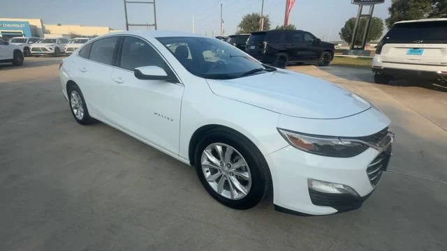 Used 2024 Chevrolet Malibu 1LT with VIN 1G1ZD5ST1RF143686 for sale in Seguin, TX