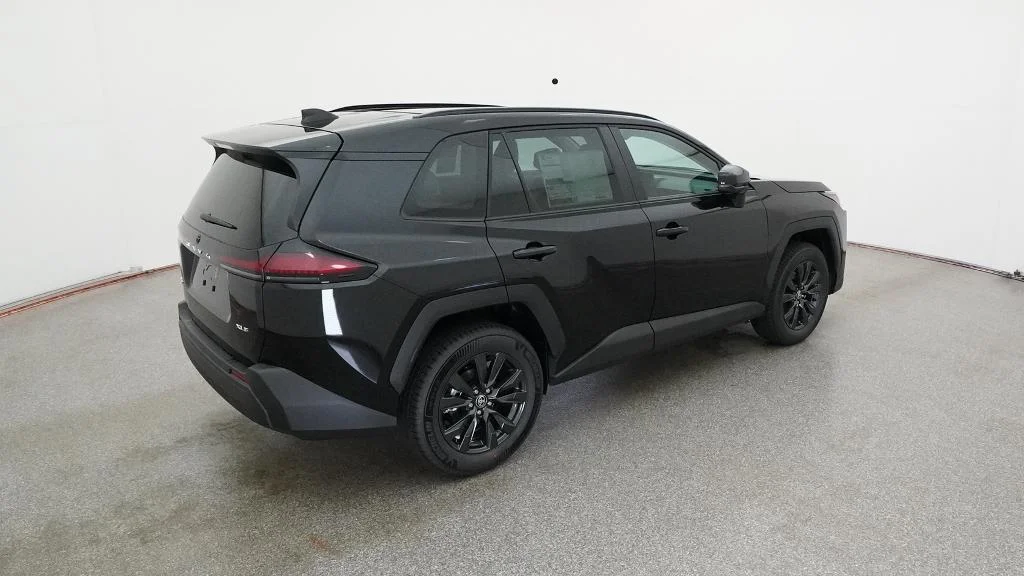 New 2026 Midnight Black Metallic Toyota XLE Premium image 18