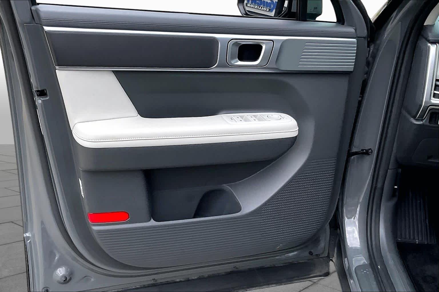 Used 2025 Hampton Gray Hyundai SEL image 20