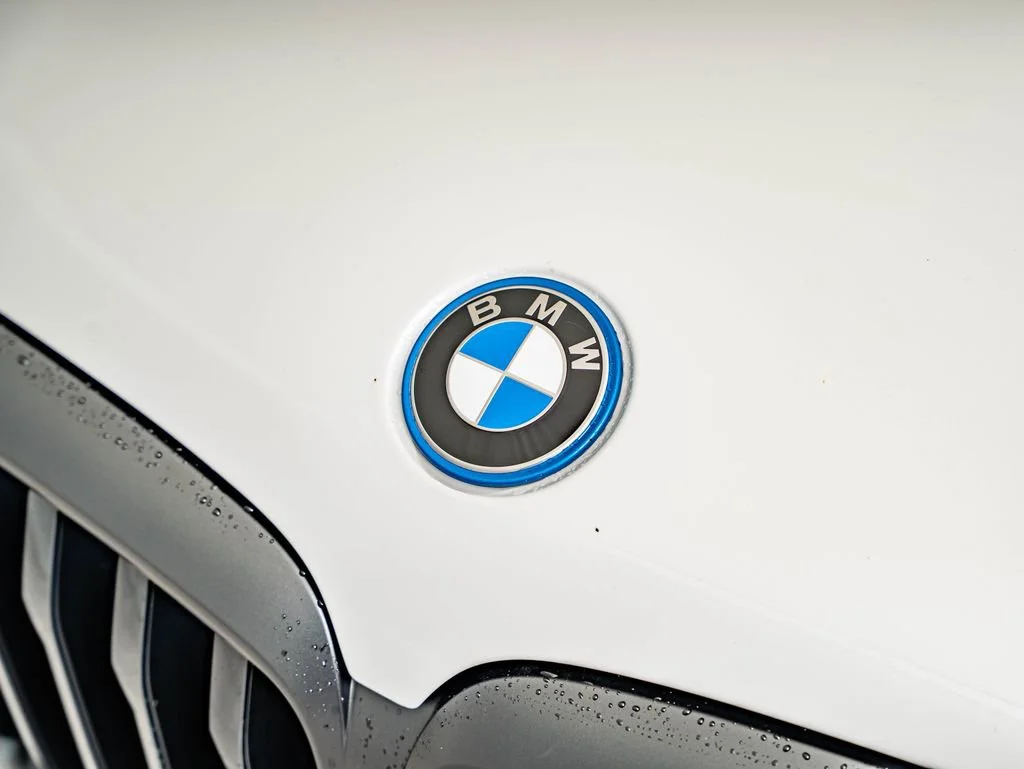 New 2026 White Metallic BMW xDrive50e image 12