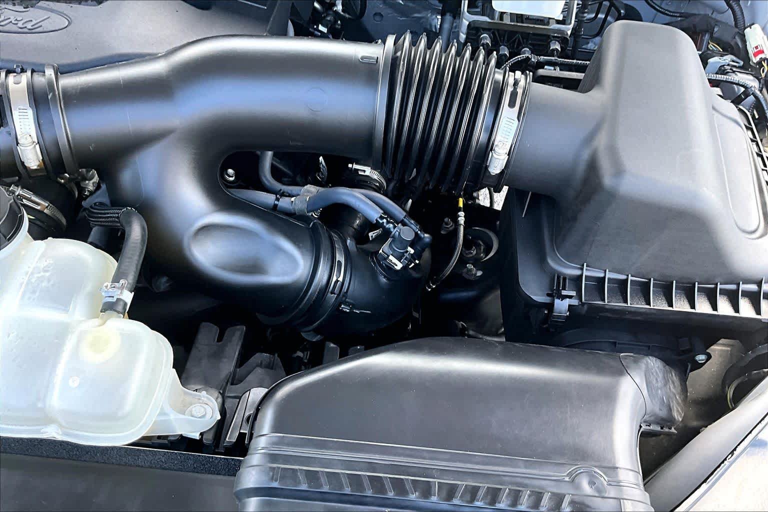 Used 2022 Oxford White Ford XL image 32