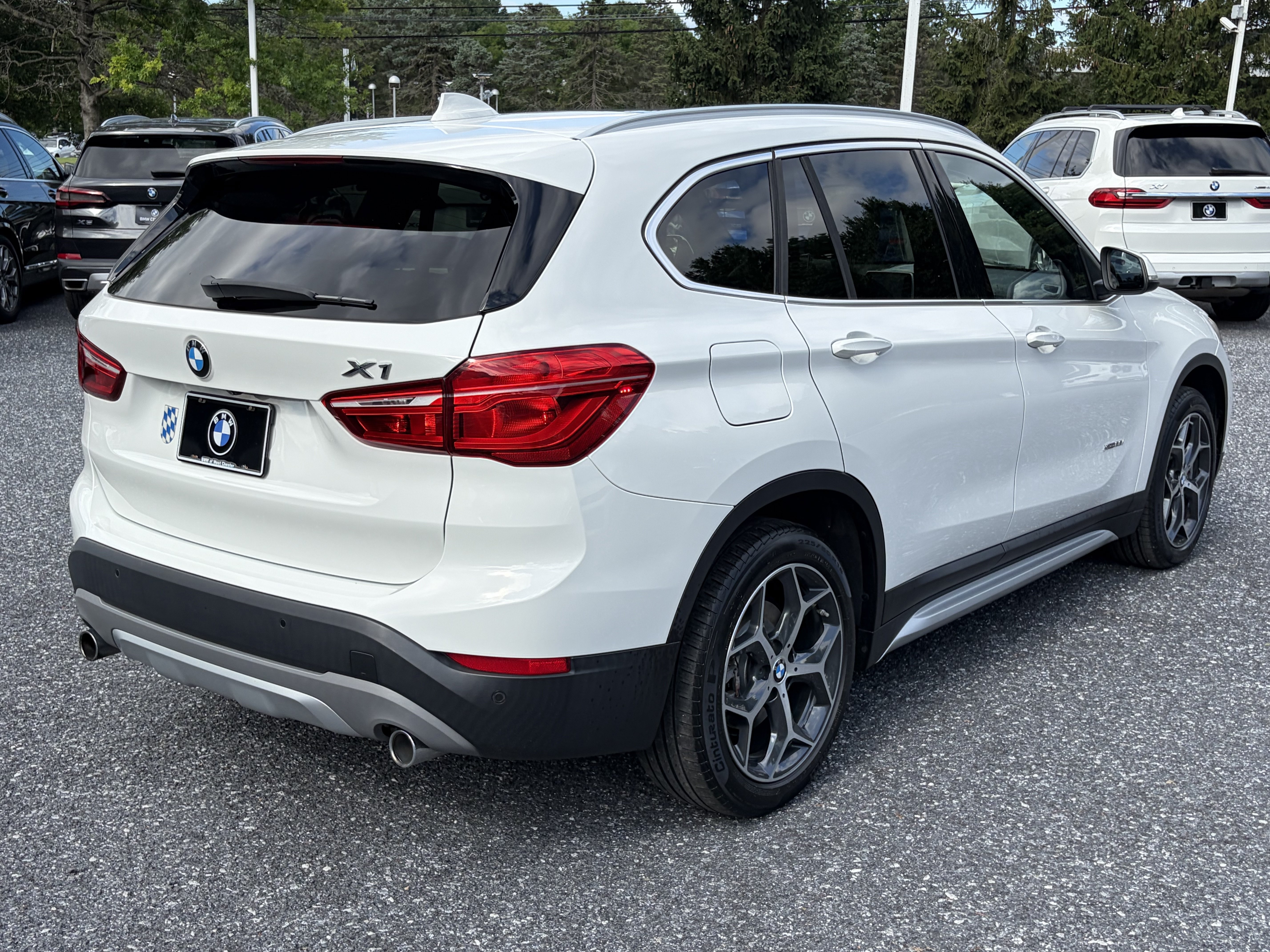 Used 2018 Alpine White BMW xDrive28i image 6