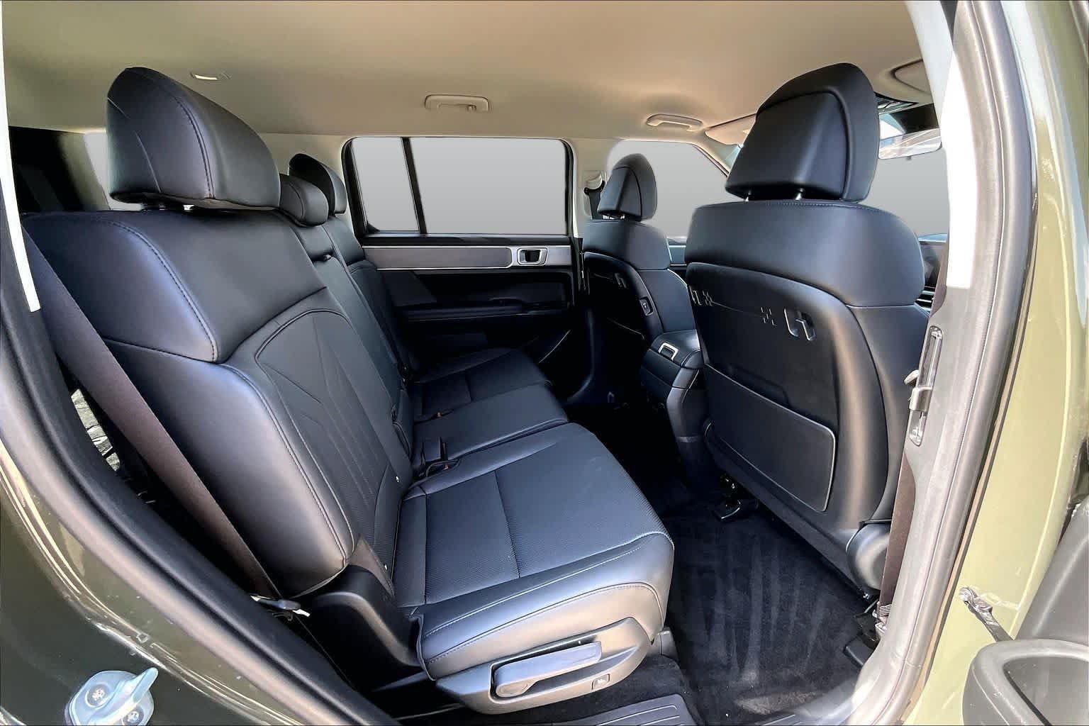Certified Used 2024 Rockwood Green Hyundai SEL image 19