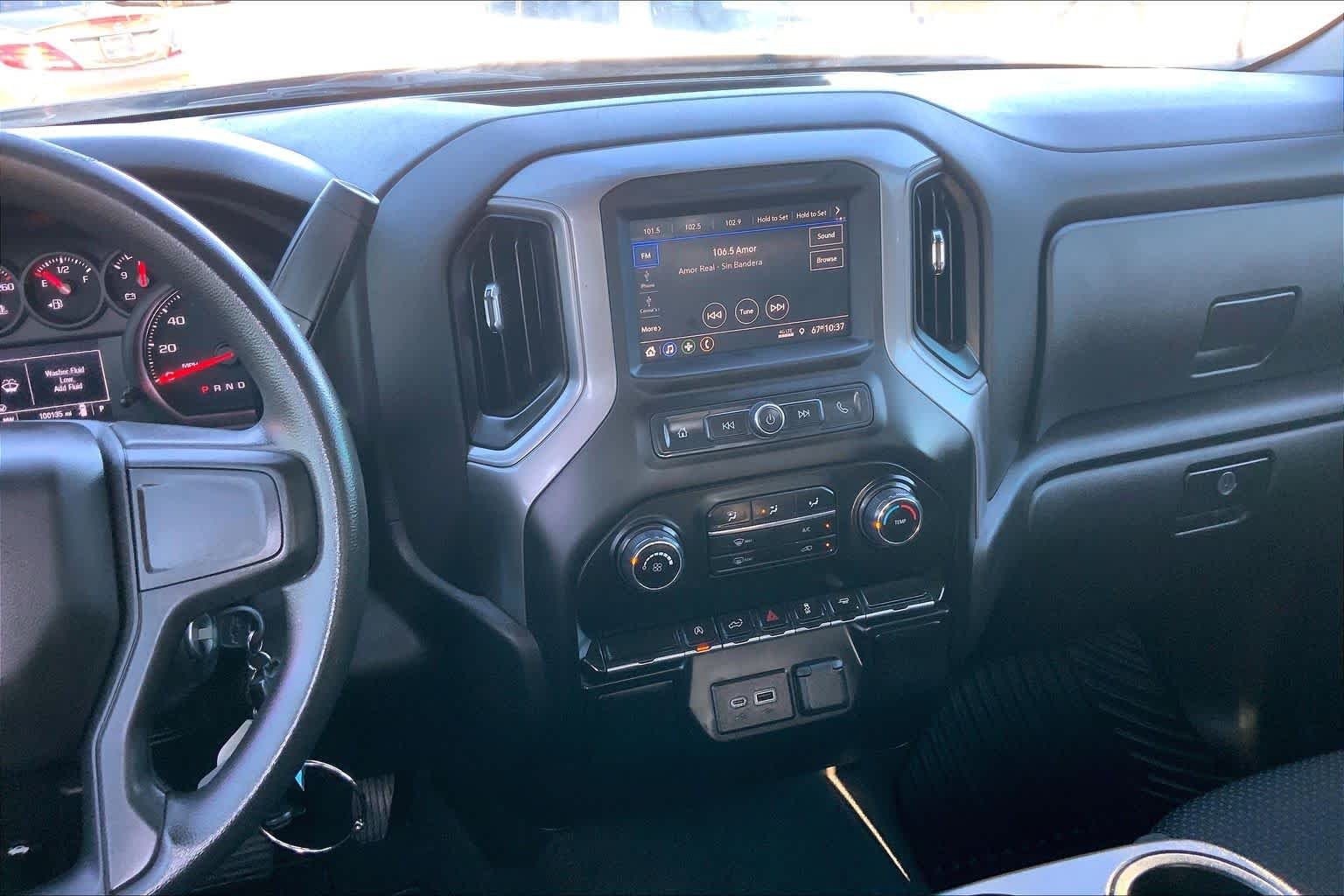 Used 2022 Satin Steel Metallic Chevrolet Custom image 6