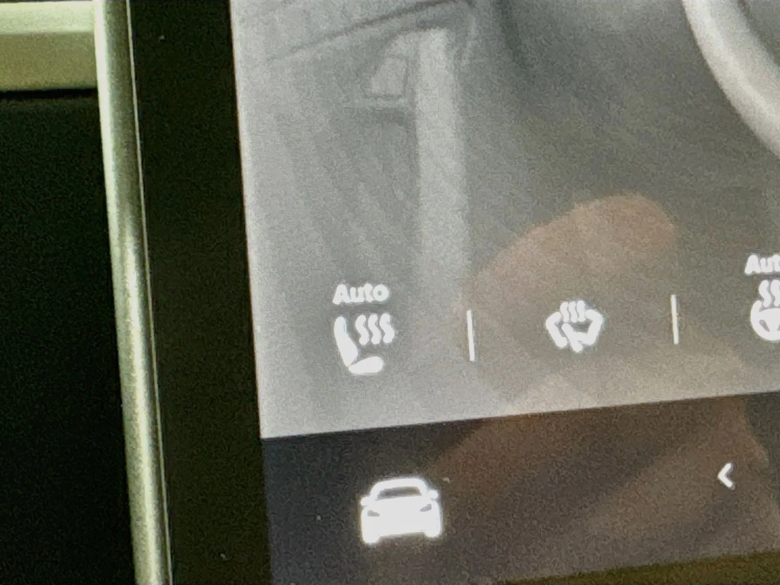 Used 2022  Tesla Long Range image 15
