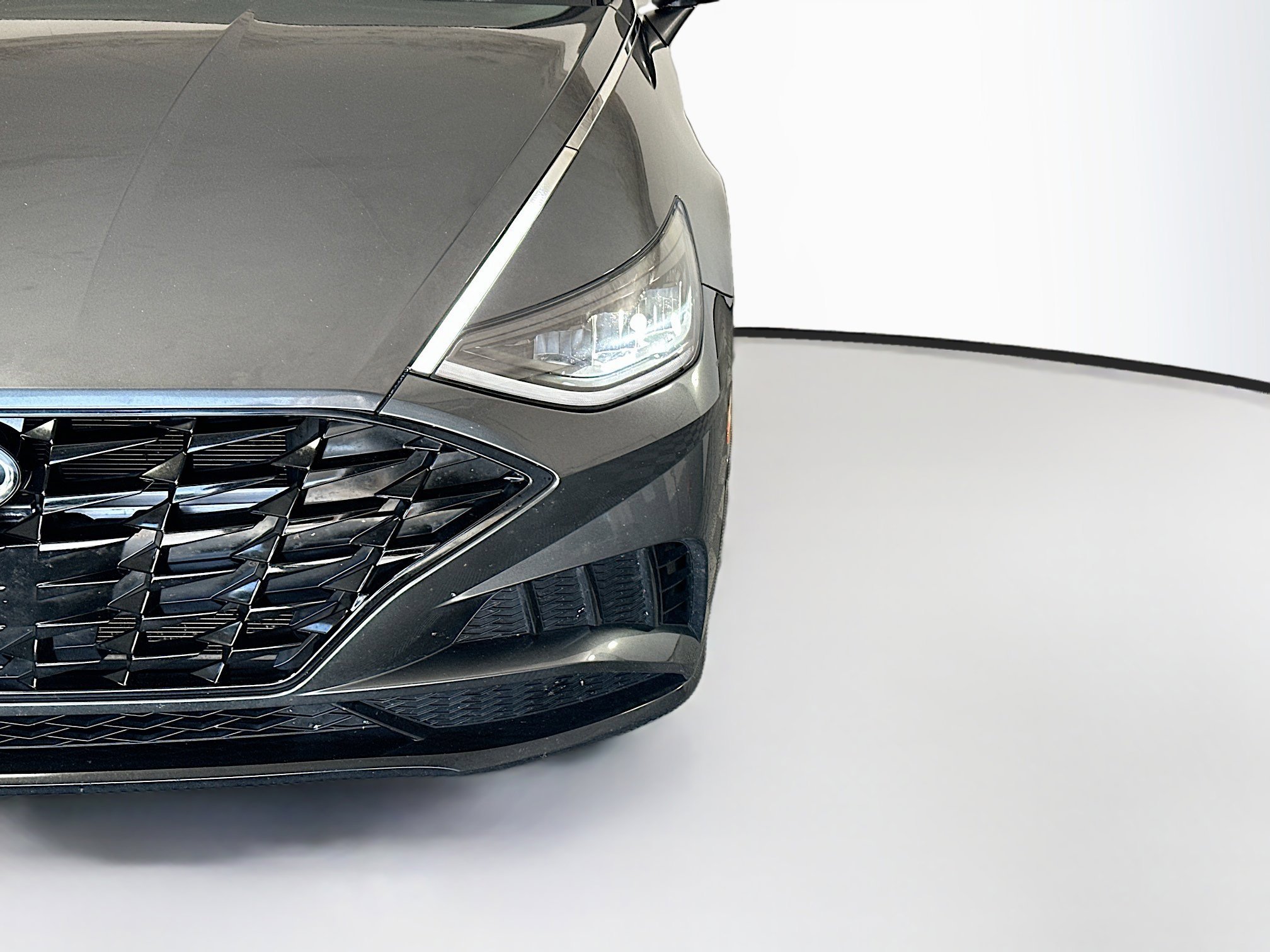 Used 2023 Portofino Gray Hyundai SEL image 9