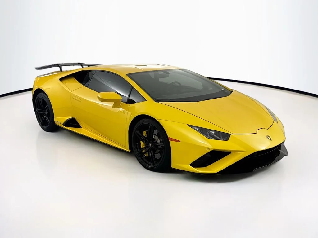 Used 2020 Giallo Inti Pearl Lamborghini  image 3