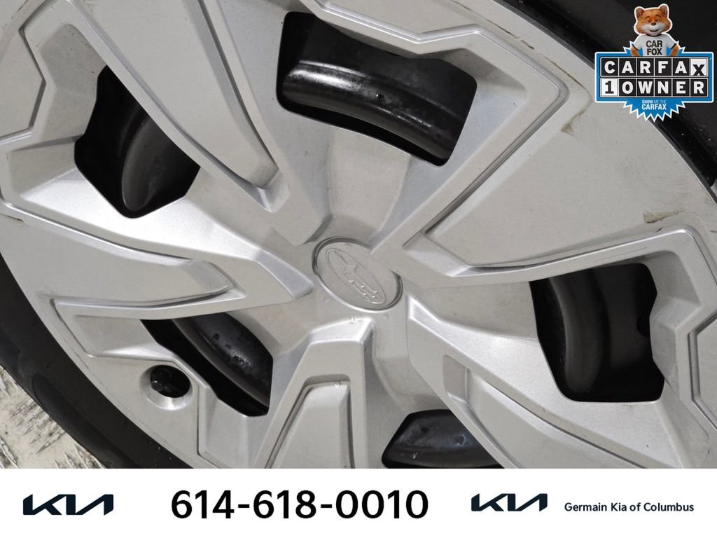 Used 2023 Gray Subaru Base image 12