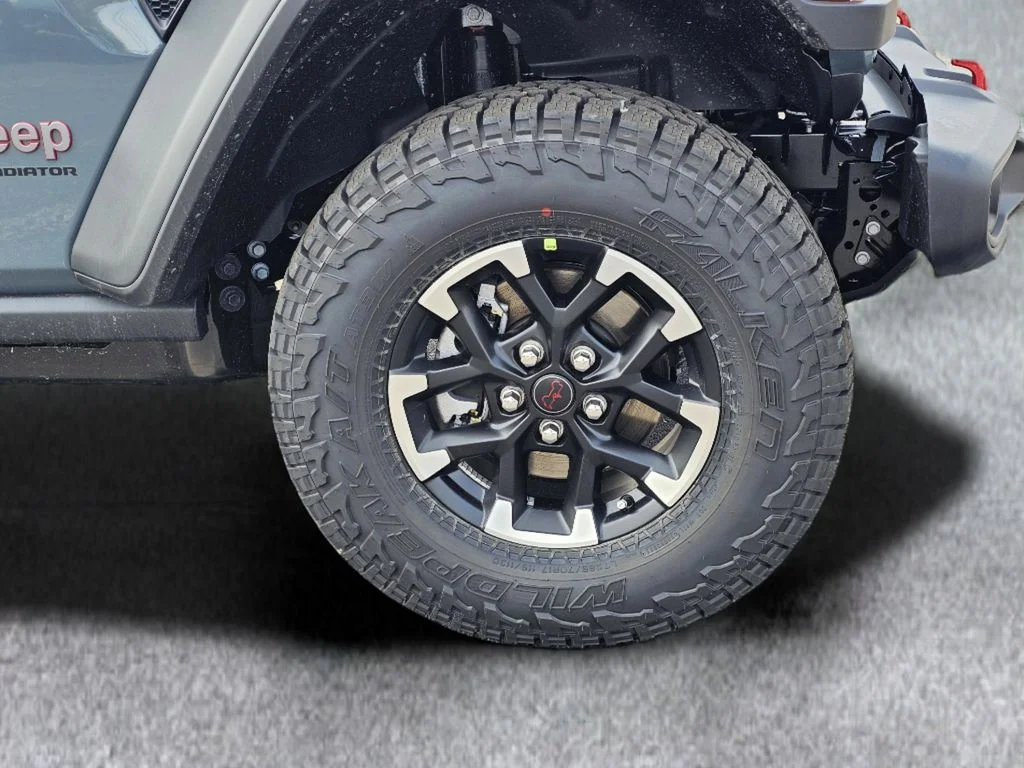 New 2026 Anvil Clear-Coat Exterior Paint Jeep Rubicon image 5