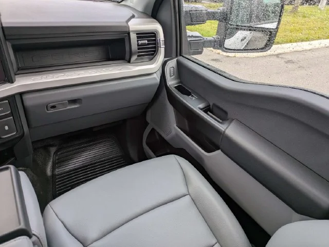 New 2027 White Ford XL image 17