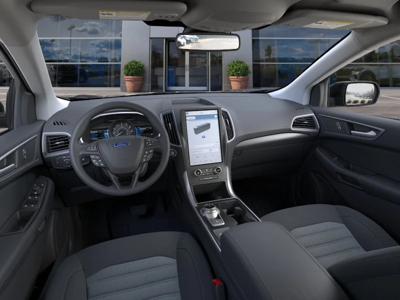 2024 Ford Edge SE - Photo 9