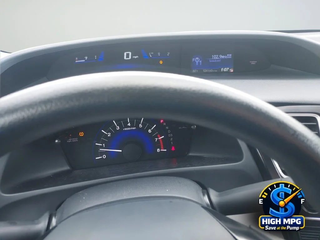 Used 2013 Silver Honda LX image 25