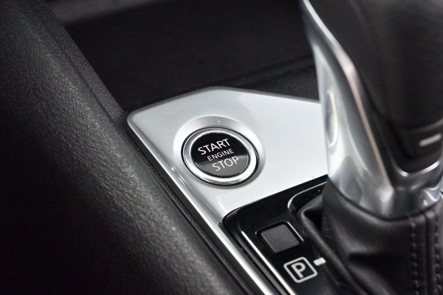 Used 2022 Brilliant Silver Metallic Nissan 2.5 SV image 23