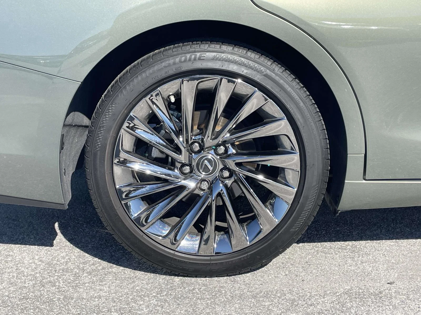 Used 2024 Sunlit Green Lexus Ultra Luxury image 30