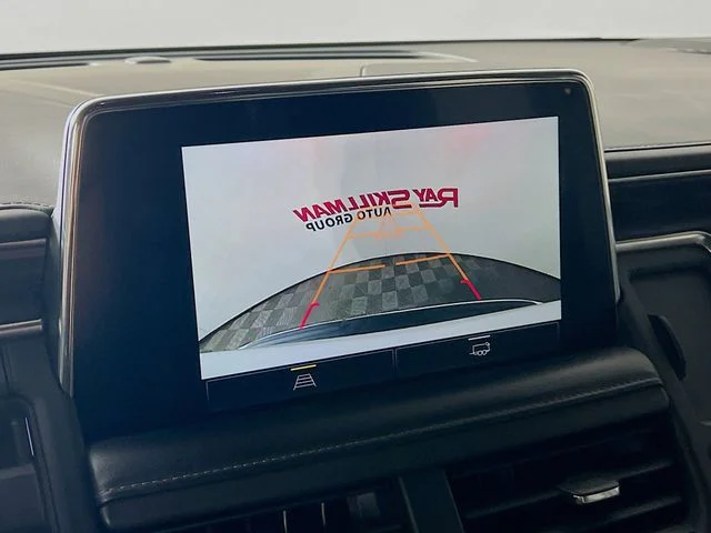 Used 2022 White Chevrolet LT image 19