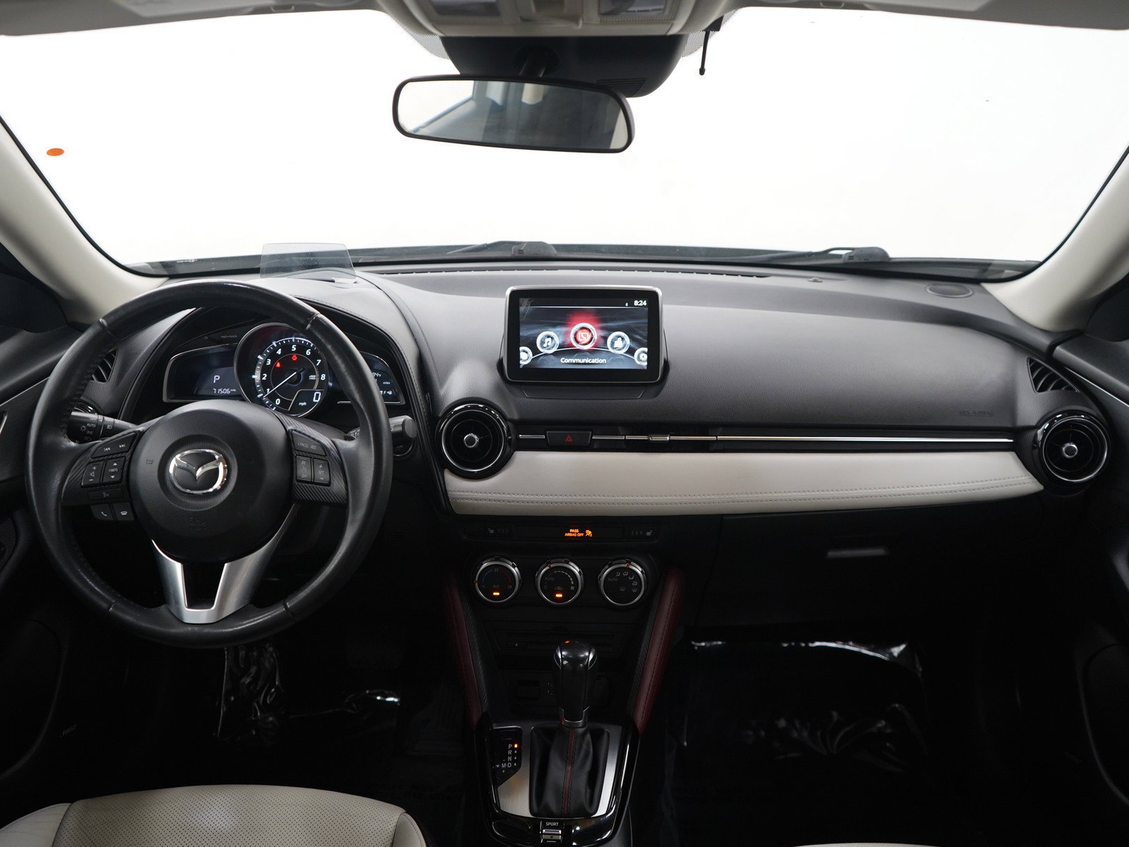 Used 2016 Crystal White Pearl Mica Mazda Grand Touring image 13