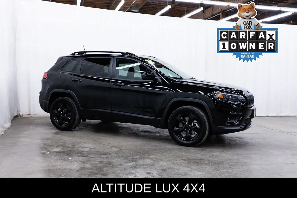 2023 Jeep Cherokee Altitude Lux 4X4's photo