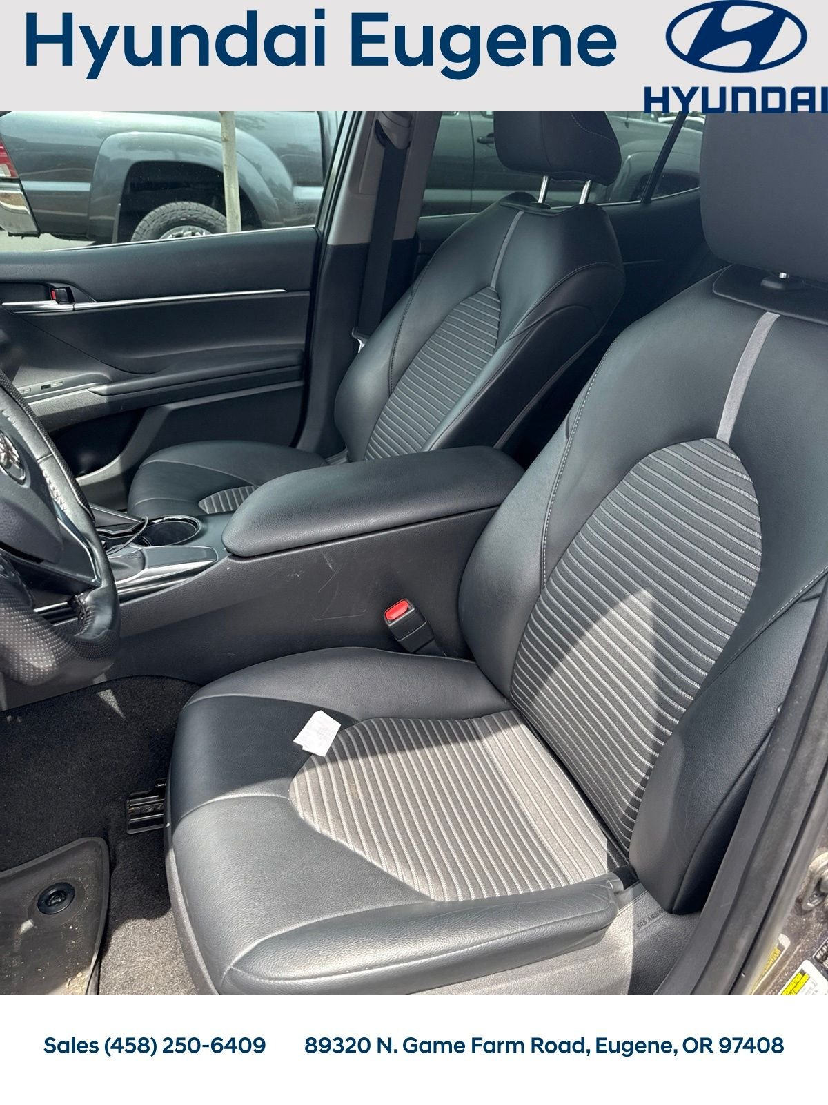 Used 2020 Gray Toyota SE image 6
