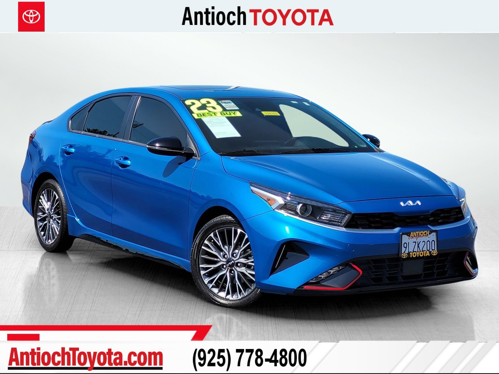 2023 Kia Forte GT-Line AT's photo