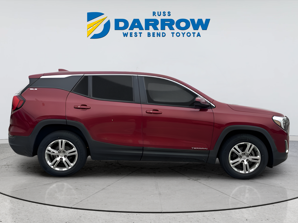 Used 2018 Red GMC SLE image 7