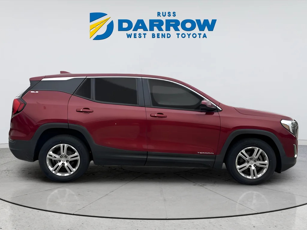 Used 2018 Red GMC SLE image 7
