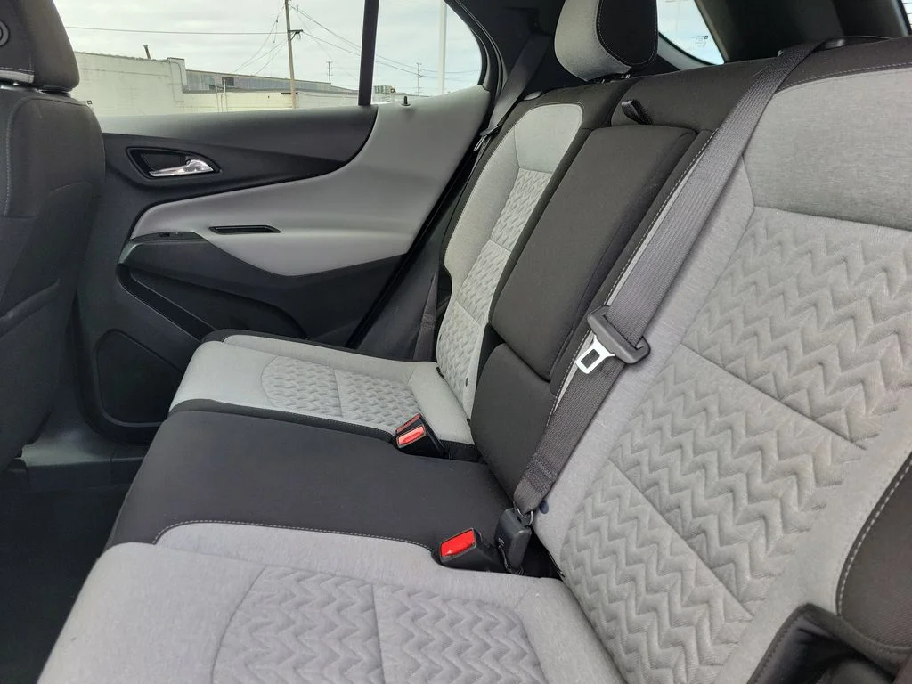 Used 2022 White Chevrolet LT image 10