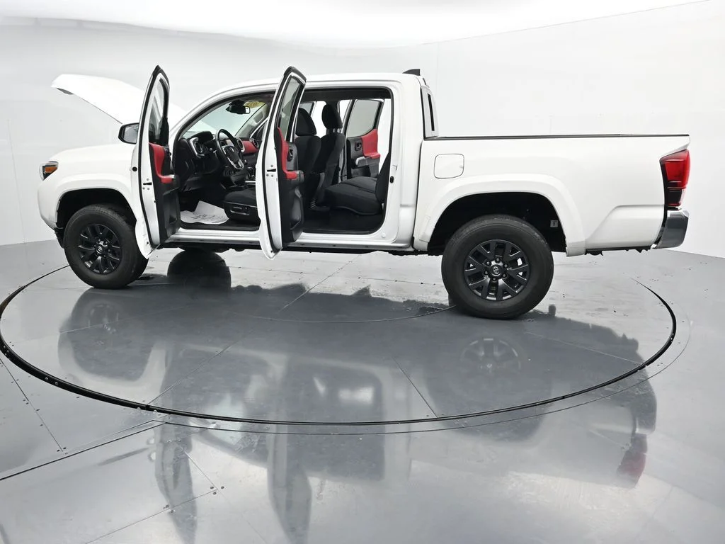 Used 2023 White Toyota SR5 image 38
