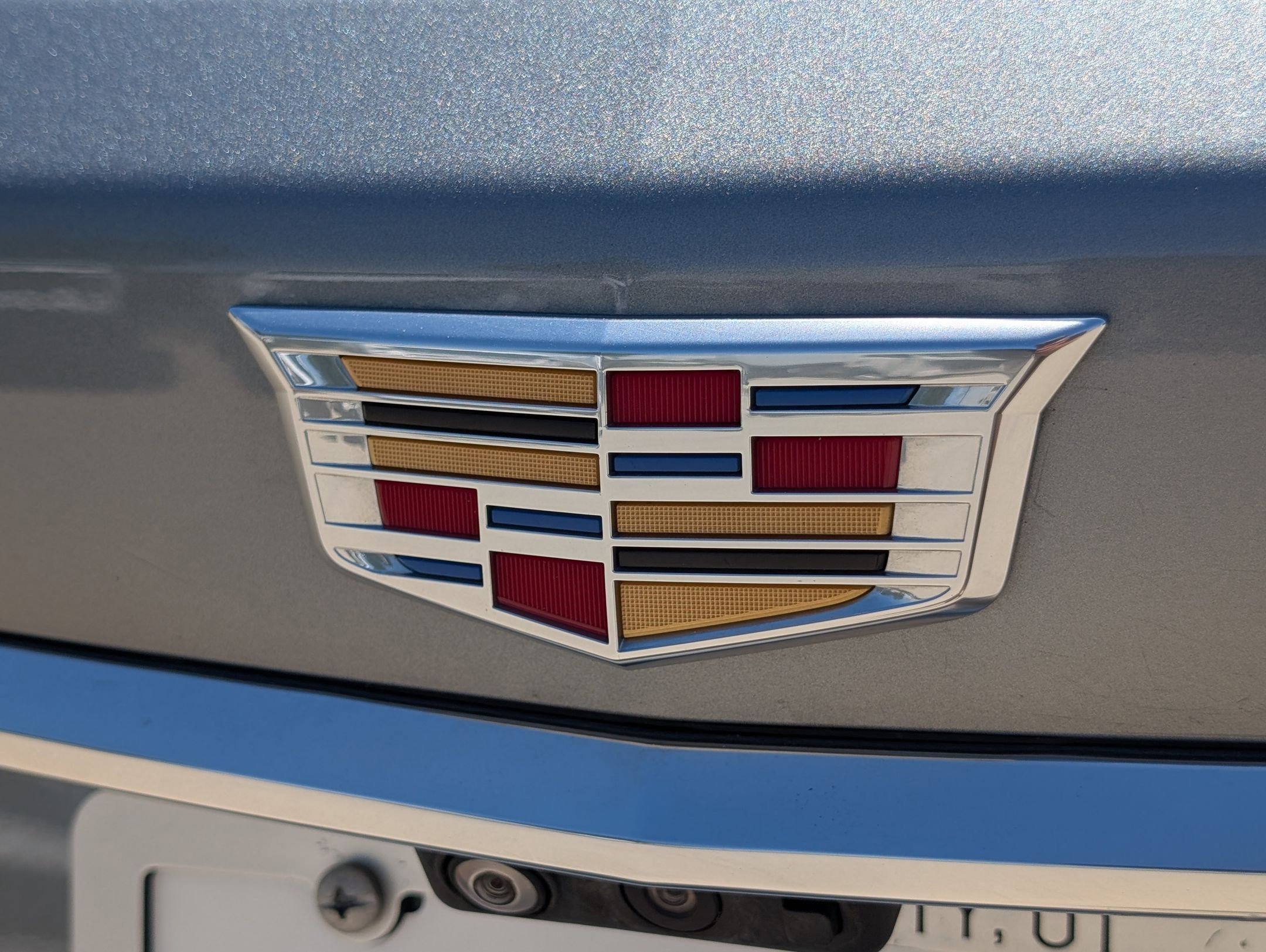 Used 2023 Argent Silver Metallic Cadillac Sport image 13