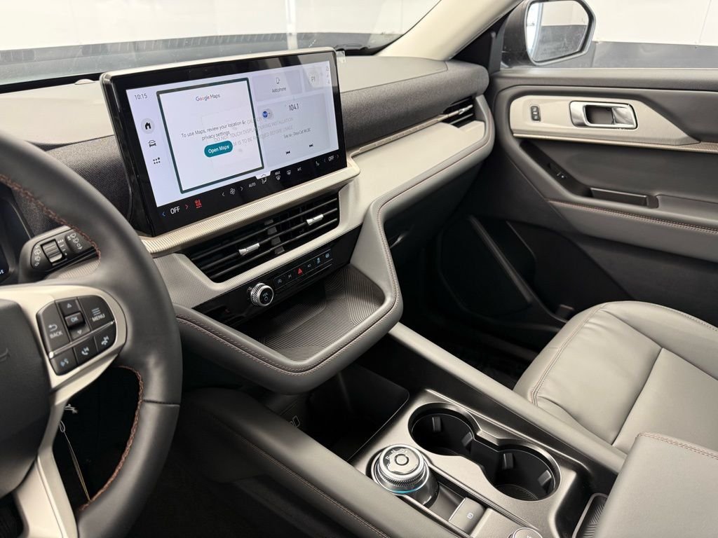 New 2026 Agate Black Metallic Ford Active image 5