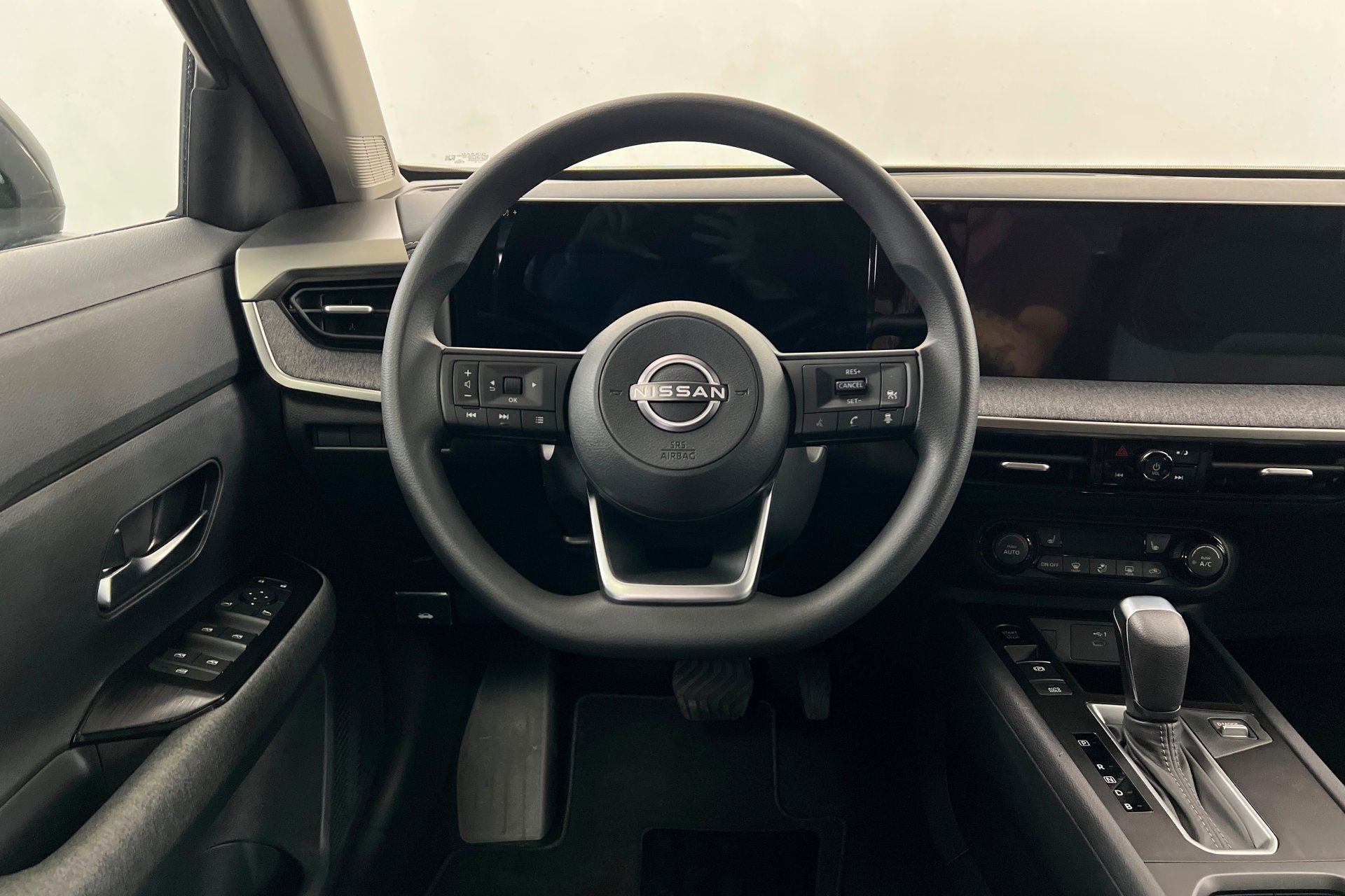 New 2026 Canyon Bronze Metallic Nissan SV image 13