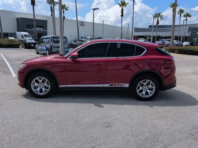 Used 2020 Alfa Rosso Alfa Romeo Base image 7