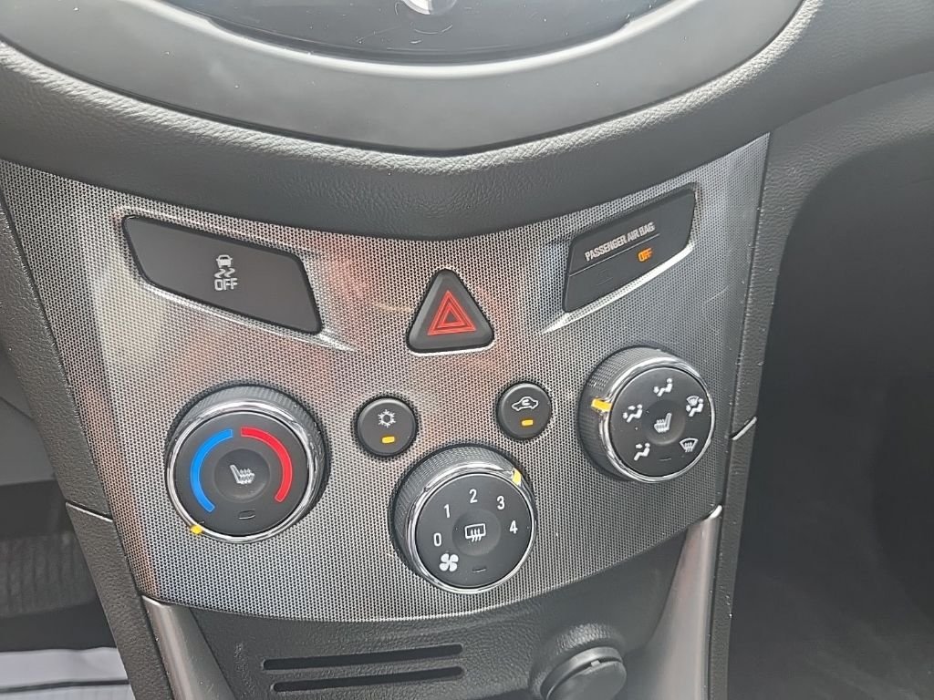 Used 2016 Black Chevrolet LTZ image 52