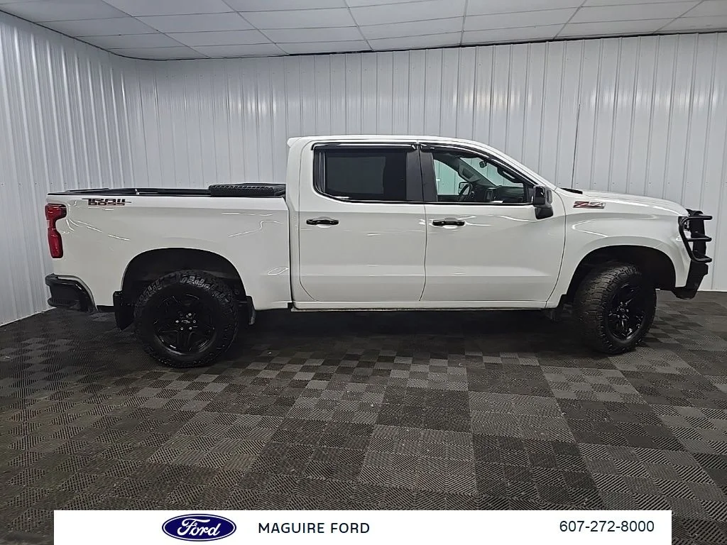 Used 2021 White Chevrolet LT Trail Boss image 2