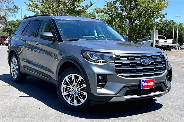 New 2026 Carbonized Gray Metallic Ford Active image 2