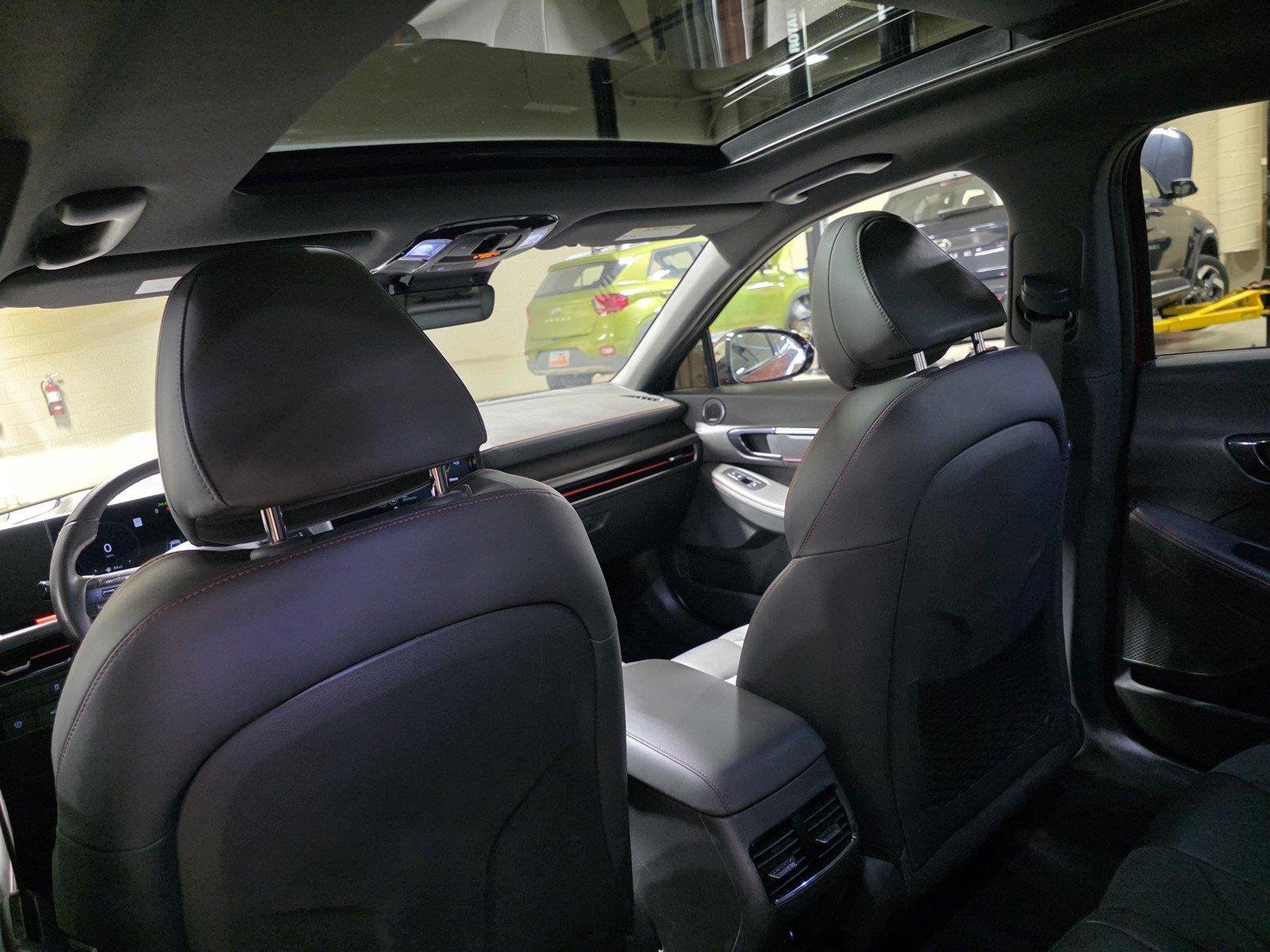 Used 2025  HYUNDAI N LINE FWD image 15
