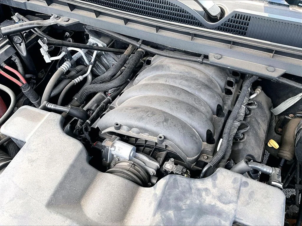 Used 2019 Black Chevrolet LT image 32