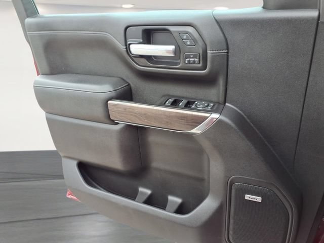 Used 2019 CAJUN RED TINTCOAT Chevrolet LTZ image 14