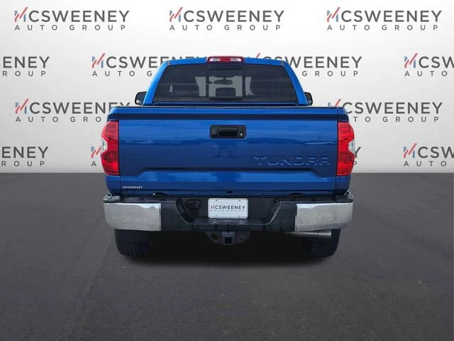 Used 2016 Blue Toyota SR5 image 4