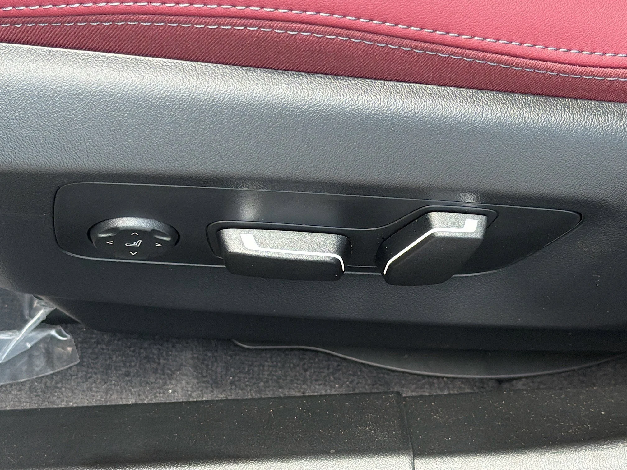 New 2027 Dark Graphite Metallic BMW 530i image 24