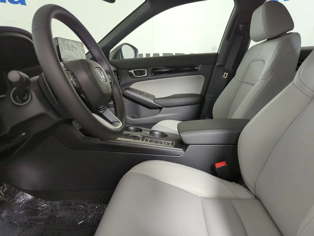 2026 Honda Civic Hatchback Sport Touring - Photo 12